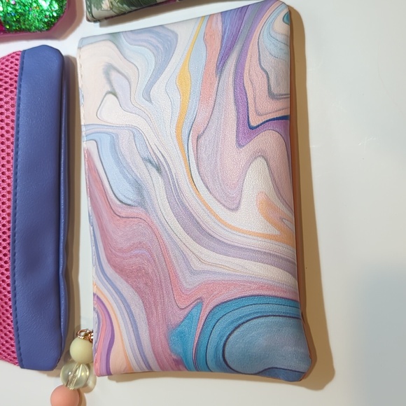 IPSY 6 Zipper Bags With 24 New Mystery Makeups - Picture 4 of 8